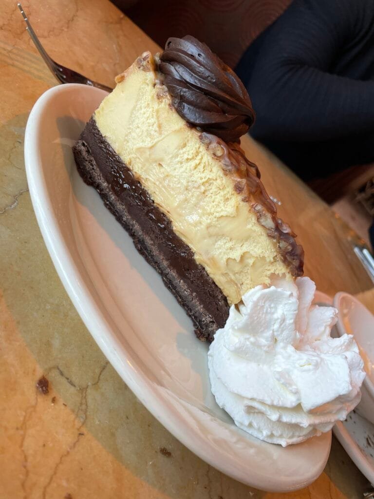 Dallas, l'inarrestabile cuore del Lone Star State 8 Cheesecake